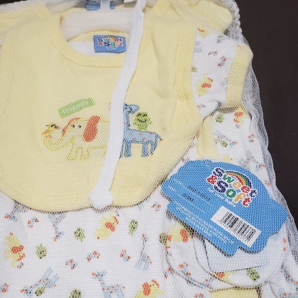 Baby Clothes Gift Set Bundle Animal Theme Gender Neutral 0-3 Month New With Tags - Picture 4 of 7